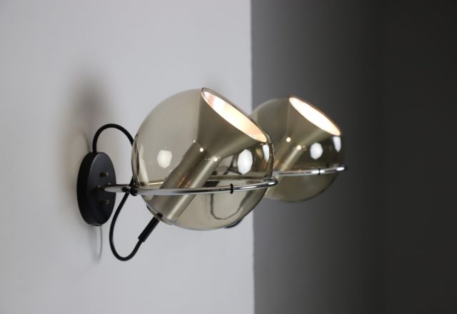 Frank Ligtelijn vintage Globe wall lamps by Raak Amsterdam 1960s mid century Dutch design 1