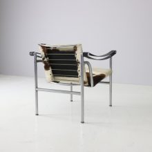 Le Corbusier Pierre Jeanneret vintage LC1 pony hide lounge chair early serie number by Cassina 1960s 5