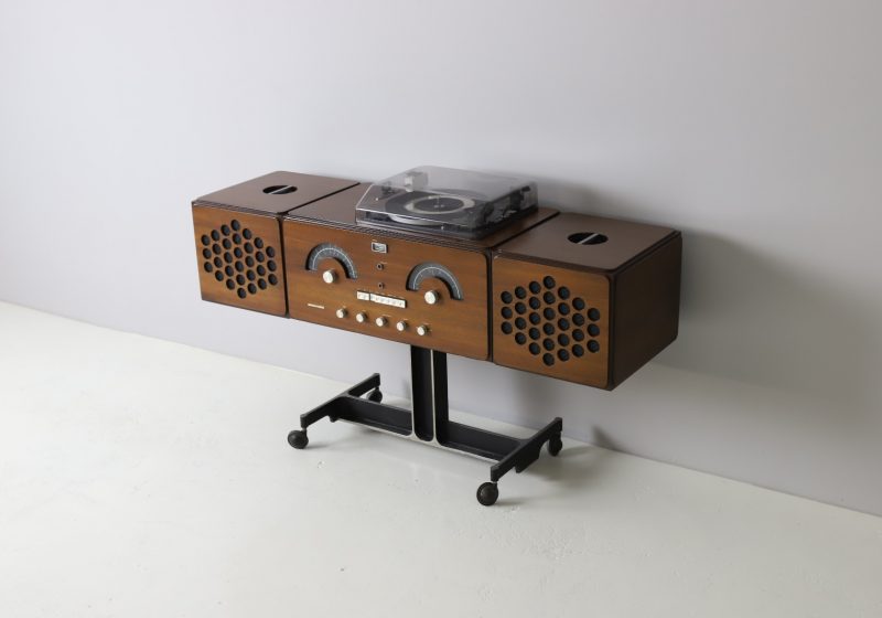 Brionvega RR126 Radiofonografo iconic vintage HiFi set by Achille and Pier Giacomo Castiglioni 1965 Mid century Italian design 1960s 1