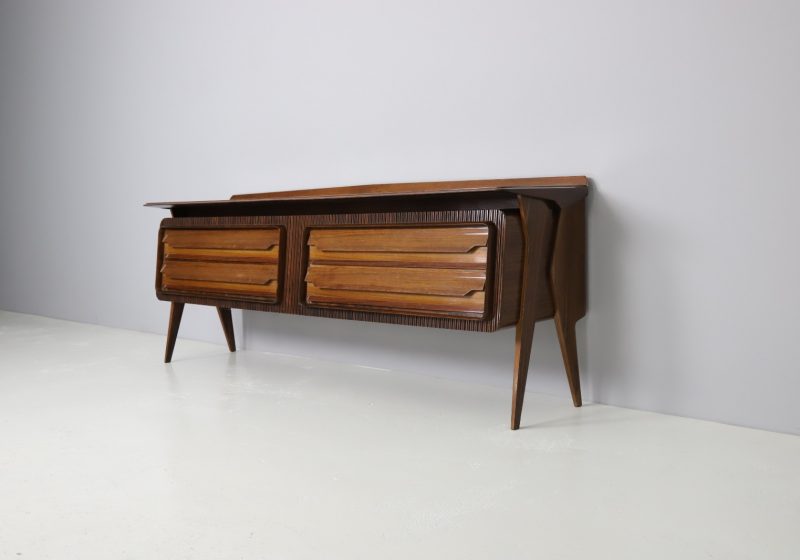 Vittorio Dassi rosewood sideboard by La Permanente Mobili di Cantù 1950s rare early Italian design credenza 3