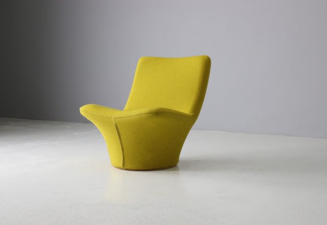 Rare vintage F596 lounge chair by Geoffrey Harcourt for Artifort 1967 1960s mid century Dutch design 1