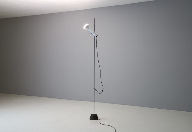 Gino Sarfatti 1074 floor lamp for Arteluce Italy 1957 rare vintage Italian design 2