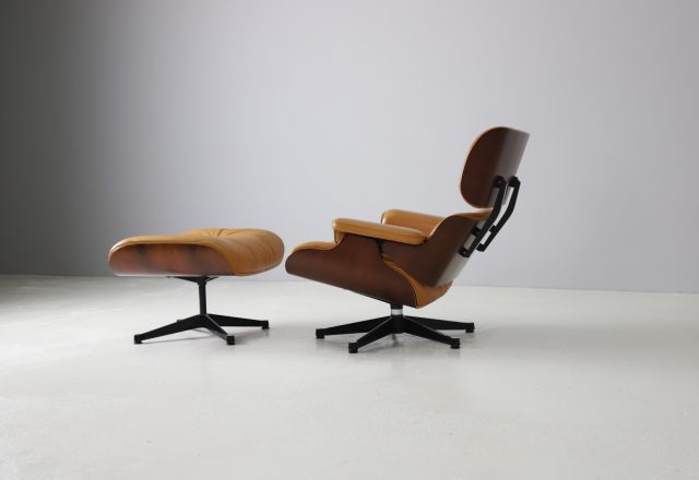 Vintage Eames lounge chair ottoman 670 671 cognac leather rosewood Herman Miller Vitra 1980s 1