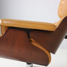 Vintage Eames lounge chair ottoman 670 671 cognac leather rosewood Herman Miller Vitra 1980s 10