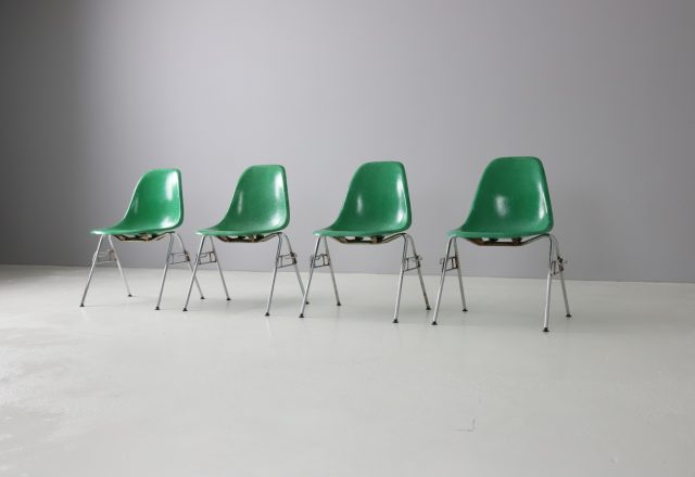 Vintage Kelly green Cadmium green DSS fiberglass dining chairs by Charles & Ray Eames for Herman Miller 1970s 1