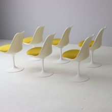 Early vintage Eero Saarinen swivel tulip dining chairs for Knoll International 1960s mid century design 7