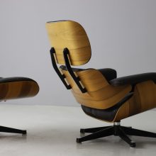 Vintage Eames lounge chair ottoman 670 671 brown leather rosewood Herman Miller 1970s 4