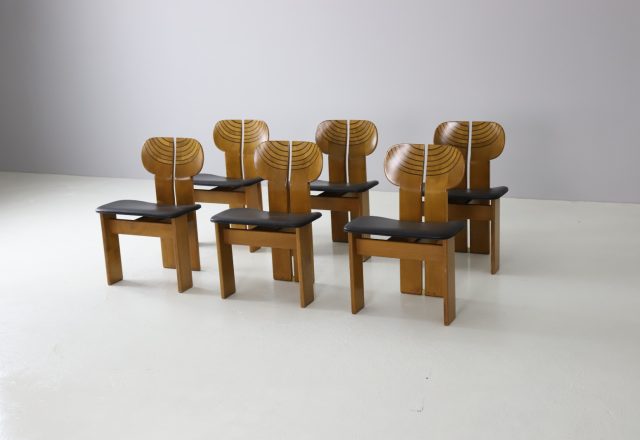 Set of 6 \'Africa\' dining chairs by Afra & Tobia Scarpa for Maxalto Italy 1970s 1975 walnut black leather 1