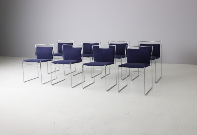 Set of 8 Tulu dining chairs in orignal cotton upholstery by Kazuhide Takahama for Gavina Italy 1970s 1
