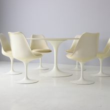 Vintage Eero Saarinen tulip dining chairs dining table set for Knoll International 1960s 1971 mid century design 2