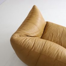 Vintage Mario Bellini Le Bambole sofa in patinated leather by C&B B&B Italia 1970s mid century iconic Italian design 11