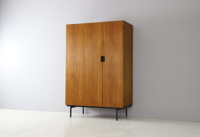 KU10 Japanse series wardrobe cabinet by Cees Braakman in teak for Pastoe 1950s vintage mid century Dutch design 1