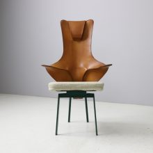 Rare Paolo Deganello 'Regina' chairs for Zanotta mid century vintage Italian design cognac leather 1980s 1991 2