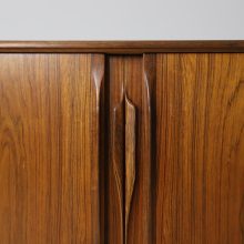 Gunni Omann sideboard in rosewood for Axel Christensen vintage mid century Danish design cabinet 1960s 12