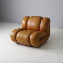 Rino Maturi \'Velasquez\' lounge chair in original patinated cognac leather for Mimo Padova Italy 1970s 2