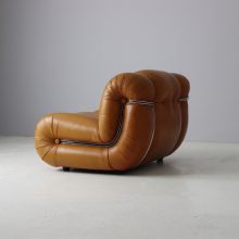 Rino Maturi \'Velasquez\' lounge chair in original patinated cognac leather for Mimo Padova Italy 1970s 3