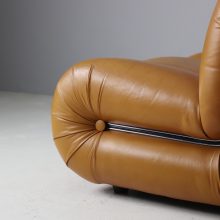 Rino Maturi \'Velasquez\' lounge chair in original patinated cognac leather for Mimo Padova Italy 1970s 5