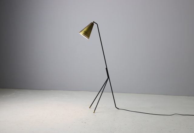 Svend Aage Holm Sørensen grasshopper floor lamp in brass for Holm Sørensen & Co vintage Danish design lighting 1960s 2