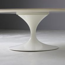 Early vintage tulip coffee table by Eero Saarinen for Knoll International 1970s mid century design 2