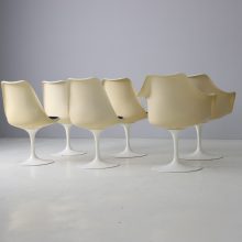 Eero Saarinen early vintage tulip dining chairs armchairs for Knoll International 1960s 4