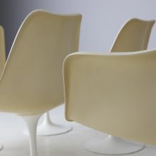 Eero Saarinen early vintage tulip dining chairs armchairs for Knoll International 1960s 9
