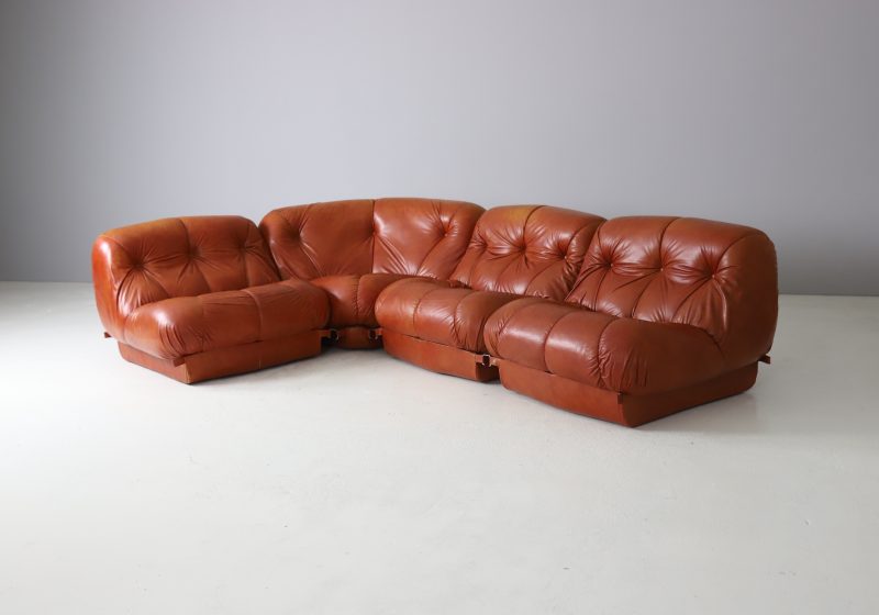 Rino Maturi \\'Nuvolone\\' modular sofa in original patinated cognac leather for Mimo Padova Italy 1970s 1