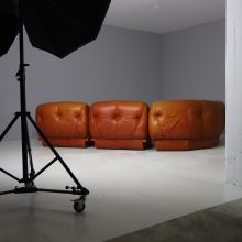 Rino Maturi \\'Nuvolone\\' modular sofa in original patinated cognac leather for Mimo Padova Italy 1970s 10