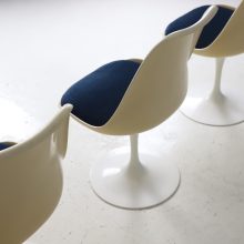 Eero Saarinen early vintage tulip dining chairs for Knoll International 1960s 6