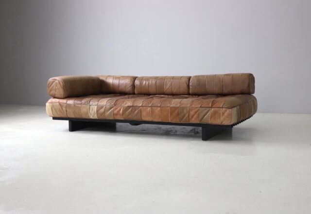 Vintage De Sede DS-80 daybed in patinated leather patchwork Switzerland mid century design 1969 1960s 1970s 1