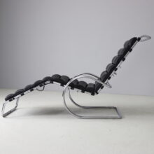 Vintage MR chaise longue lounge chair in black leather by Mies van der Rohe for Knoll International 1927 1970s 2 Vintage MR chaise longue lounge chair in black leather by Mies van der Rohe for Knoll International 1927 1970s 2