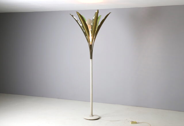 Angelo Lelii palm floor lamp with hammered brass leaves for Arredoluce 1950s 1