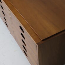 Gianfranco Frattini chest of drawers in walnut for Bernini Italy 1960s vintage Italian design 3