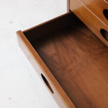 Gianfranco Frattini chest of drawers in walnut for Bernini Italy 1960s vintage Italian design 9