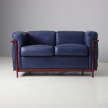 Le Corbusier & Pierre Jeanneret vintage LC2 sofa leather for Cassina 1980s 1990s 4