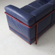 Le Corbusier & Pierre Jeanneret vintage LC2 sofa leather for Cassina 1980s 1990s 7