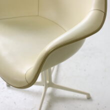 Vintage DAL La Fonda dining chair by Charles & Ray Eames for Vitra fiberglass 1970s 1980s 4