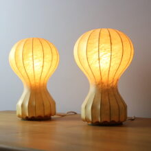 Pair of vintage Gatto table lamps by Archille & Pier Giacomo Castiglioni for Flos 1960s cocoon lamp 5