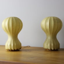 Pair of vintage Gatto table lamps by Archille & Pier Giacomo Castiglioni for Flos 1960s cocoon lamp 8