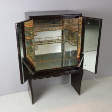Italian Art Deco dry bar cabinet 1940s lacquered wood mirrors eggshell Italy vintage 10