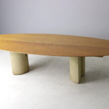 Large oval dining table in in burl maple and concrete by Giovanni Offredi for Saporiti Italia 1970s vintage Italian design 3