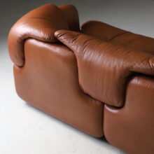 Vintage pair of Confidential sofas in cognac leather by Alberto Rosselli for Saporiti Italia 1972 1970s Italian design 10