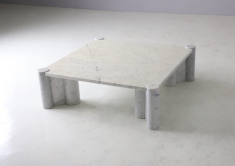 Gae Aulenti Jumbo coffee table in white Carrara marble Italy 1965 vintage Italian design 1