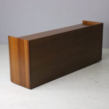 Afra & Tobia Scarpa 'Artona' sideboard in walnut and leather 1970s Italian design 9