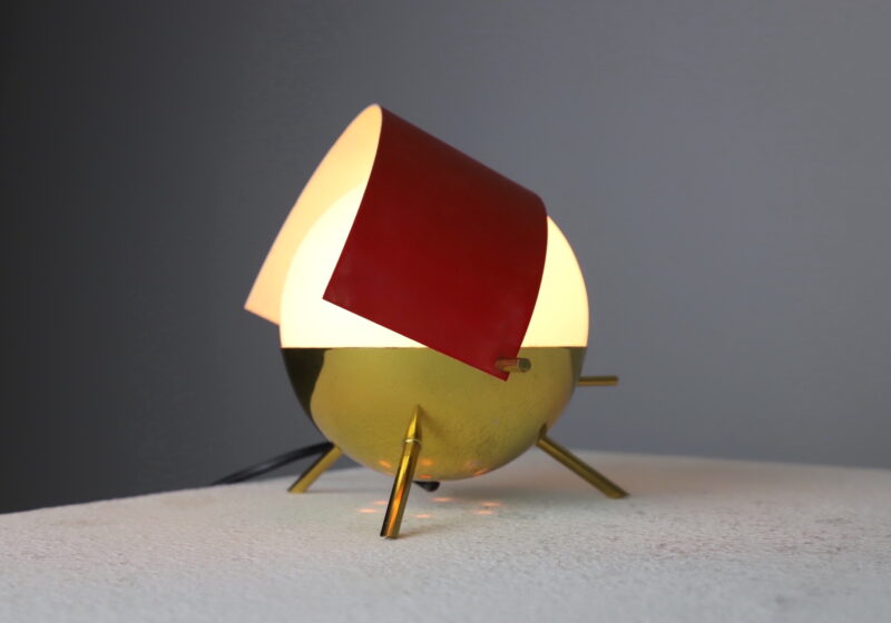 Stilux Milano table lamp Visor in brass, glass and lacquered metal shade 1950s 1960s 1