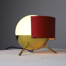 Stilux Milano table lamp Visor in brass, glass and lacquered metal shade 1950s 1960s 4