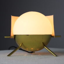 Stilux Milano table lamp Visor in brass, glass and lacquered metal shade 1950s 1960s 6