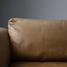 Tobia Scarpa 'Bastiano' 2 seat sofa for Gavina in cognac leather and walnut 1970s vintage Italian design 11