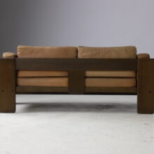 Tobia Scarpa 'Bastiano' 2 seat sofa for Gavina in cognac leather and walnut 1970s vintage Italian design 5