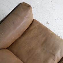 Tobia Scarpa 'Bastiano' 2 seat sofa for Gavina in cognac leather and walnut 1970s vintage Italian design 7