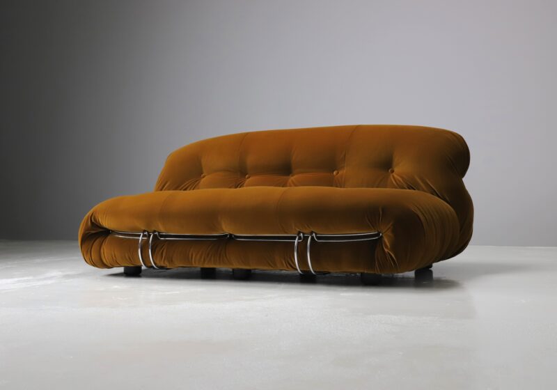 Afra & Tobia Scarpa vintage 'Soriana' sofa for Cassina 1969 Vintage Italian design velvet 1